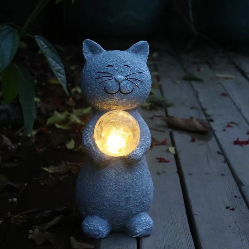 Garden Solar-Powered Cat Ornament