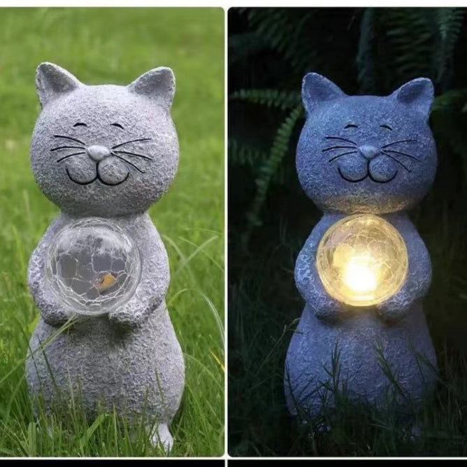 Garden Solar-Powered Cat Ornament